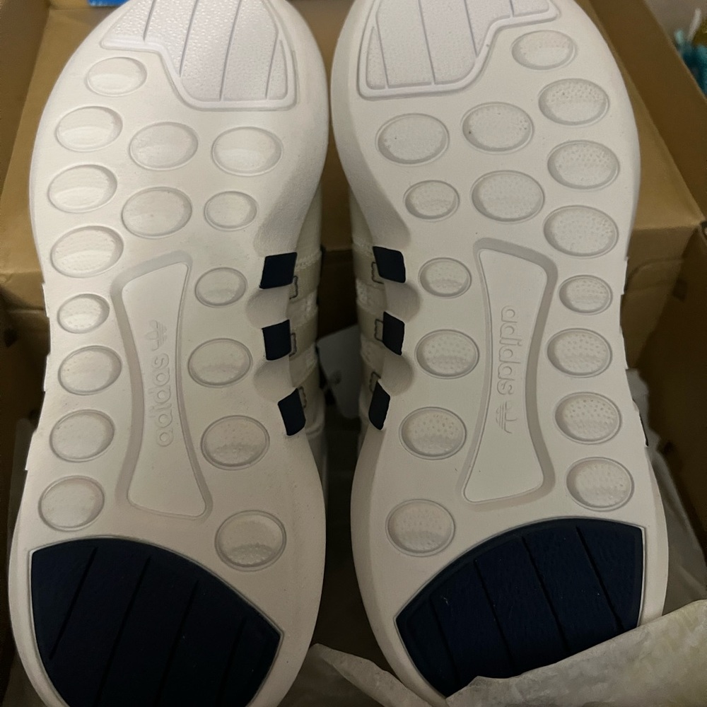 Brand new adidas! - Picture 3 of 6
